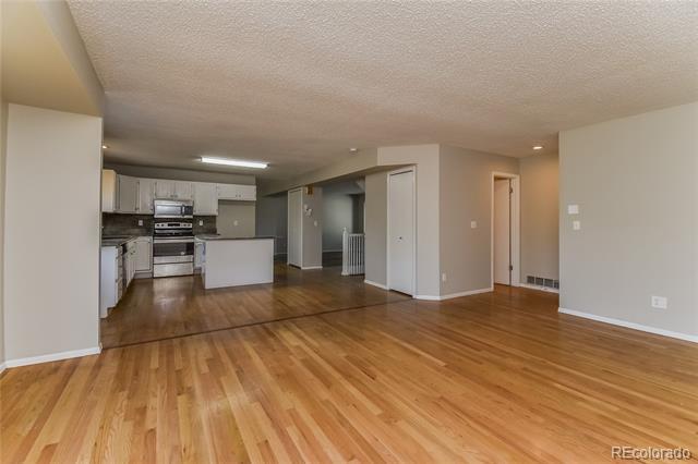 Building Photo - 5245 Quasar Ct