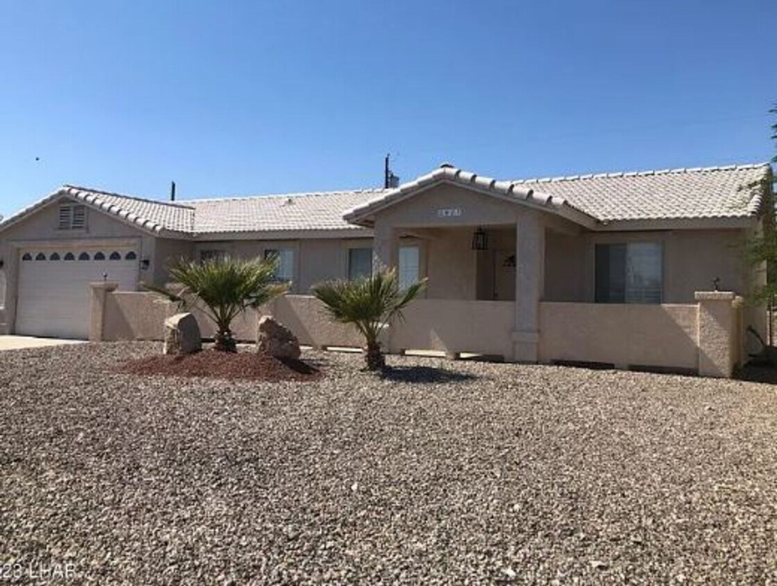 Primary Photo - 2 Bedroom - 2 Bath