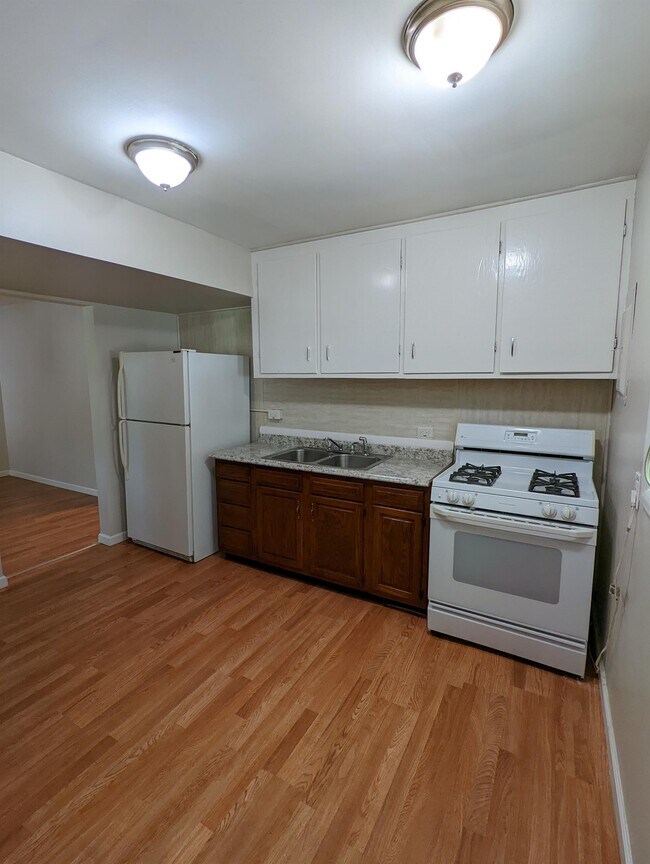 Building Photo - 31612 Antrim Ct