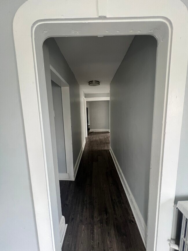 Foto del edificio - 191 Newfield Ave