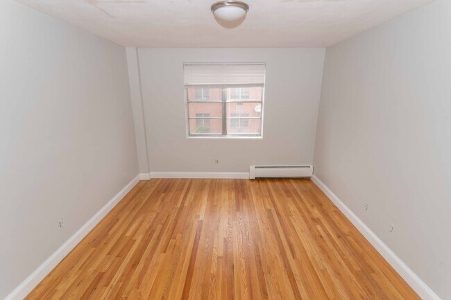 Foto del edificio - 378 Park Rd