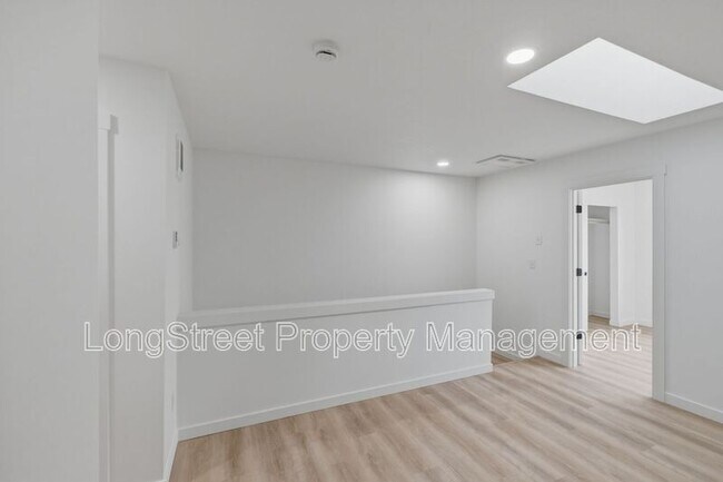 Foto del edificio - 824 S 19th St