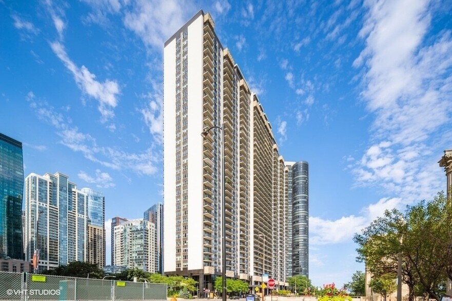 Foto principal - 400 E Randolph St