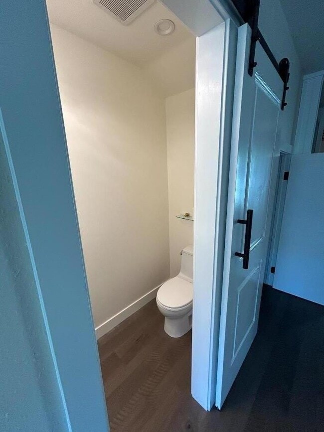 Building Photo - 1231 Oddstad Blvd