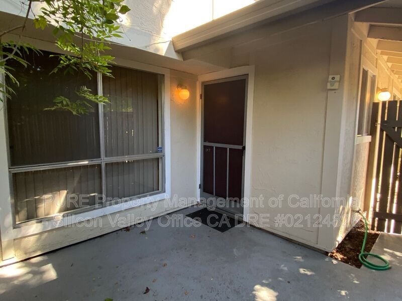 Primary Photo - 131 Palo Verde Ter