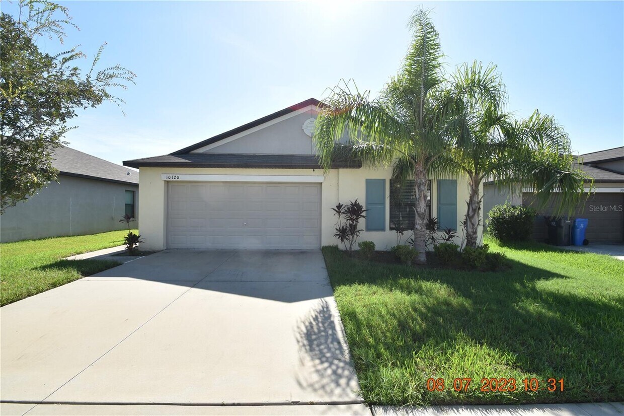 Primary Photo - 10120 Carloway Hills Dr
