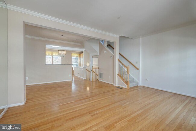 Foto del edificio - 5821 Pearson Ln