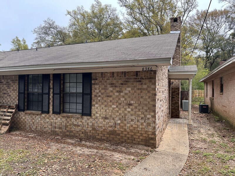 Foto principal - 8386 Carl Dean St