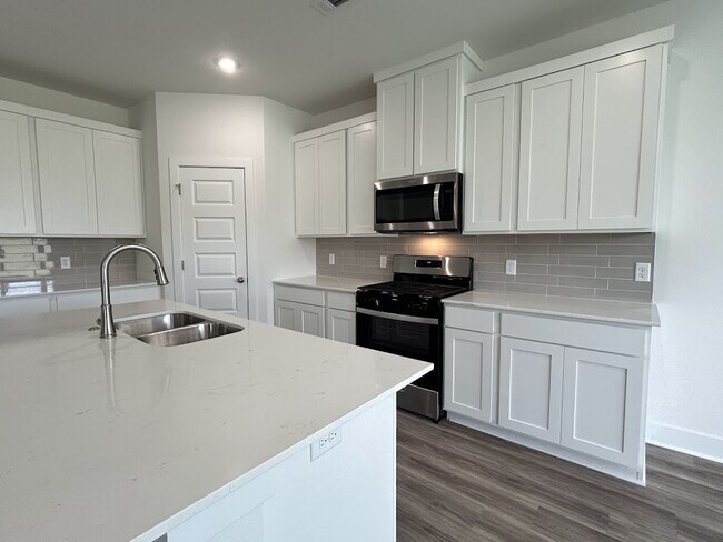 Foto del edificio - 2304 Langford St