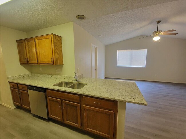 Foto del edificio - 12303 Alderbrook Dr