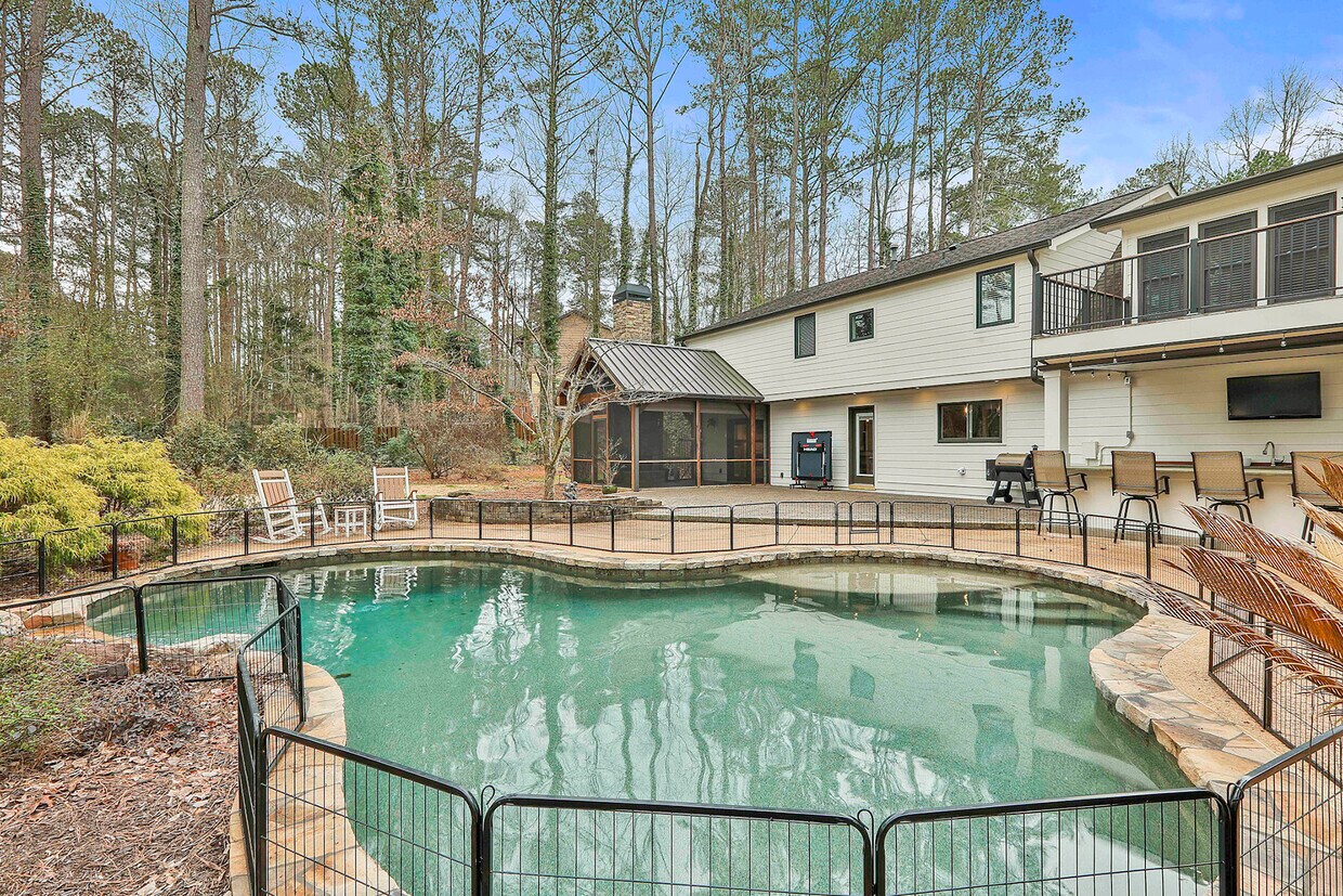 104 Forest View Dr, Peachtree City, GA 30269 House Rental in