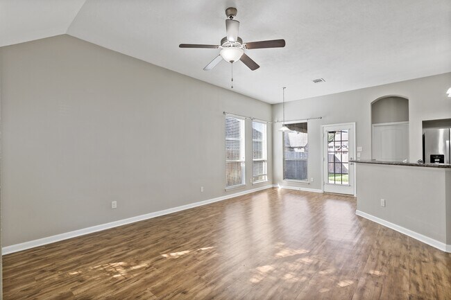 Foto del edificio - 15427 Baker Meadow Loop