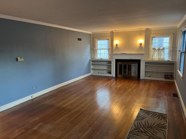 Building Photo - 4027 N Glebe Rd