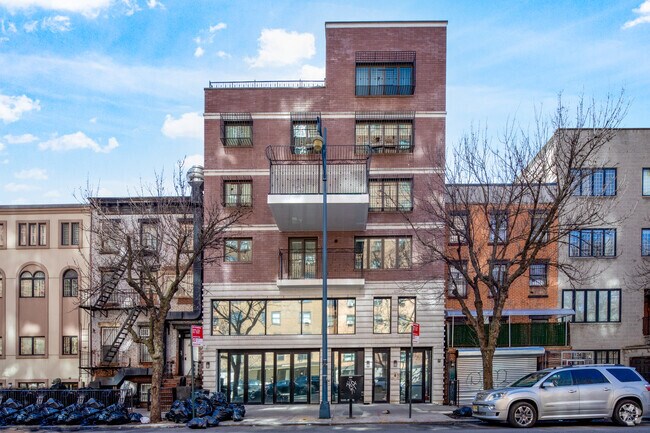 Building Photo - 176-178 Division Ave