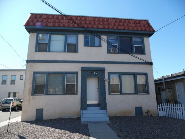Building Photo - 1BR 1BA Apartment in Point Loma - 1 Assign...