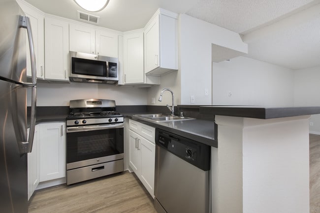 Foto del edificio - Walnut Ridge Management