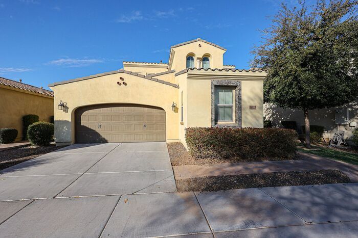 Foto principal - Lovely 4 bed 3 bath in core Chandler, ( Oc...