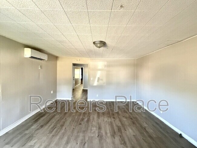 Foto del edificio - 410 N Florence Ave