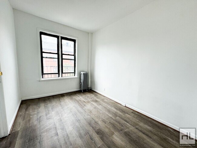 Foto del edificio - 270-215 15th St