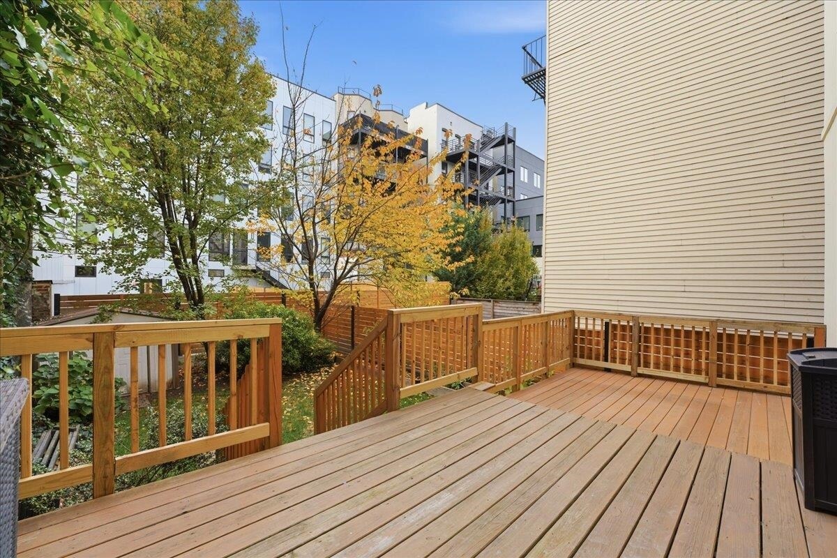 Primary Photo - 502 Jefferson St