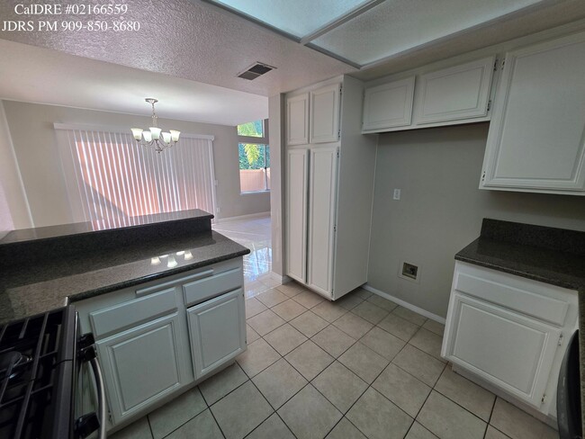 Building Photo - Price Lowered! West Covina 3 Bedroom Condo