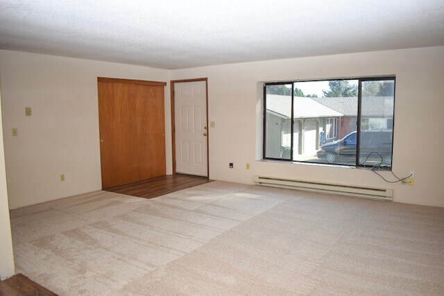 Foto del edificio - Classical Cute Duplex w/ 2 Bed 1 Bath in Washougal!