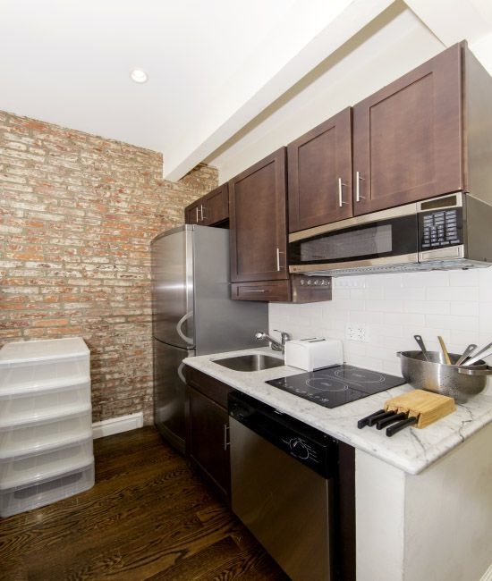 Primary Photo - 401 W 14th St