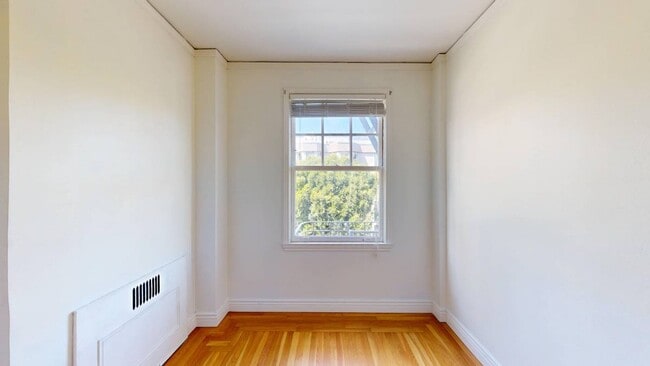 Foto del edificio - 952 Franklin St