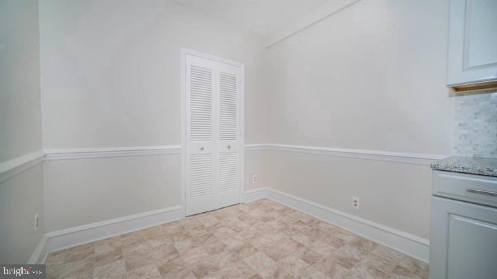 Primary Photo - 711 N Broom St