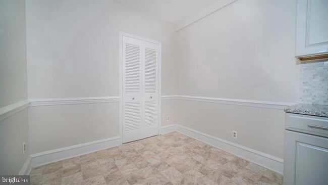 Building Photo - 711 N Broom St