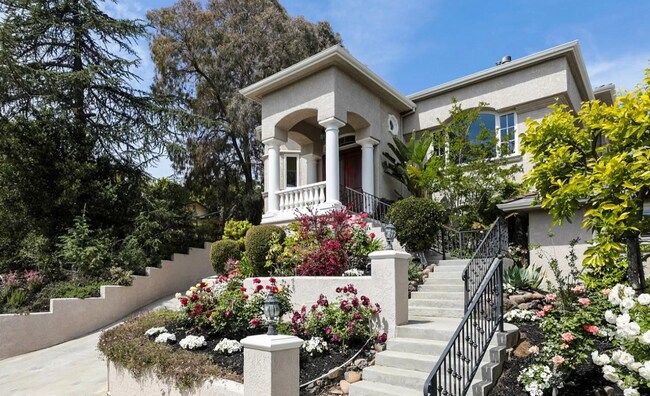 Building Photo - Beautiful European Villa with Sweeping Bay...