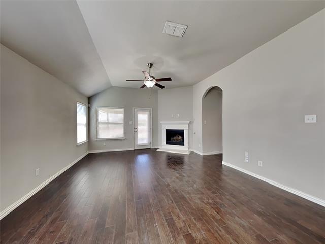 Building Photo - 1408 Daffodil Ct