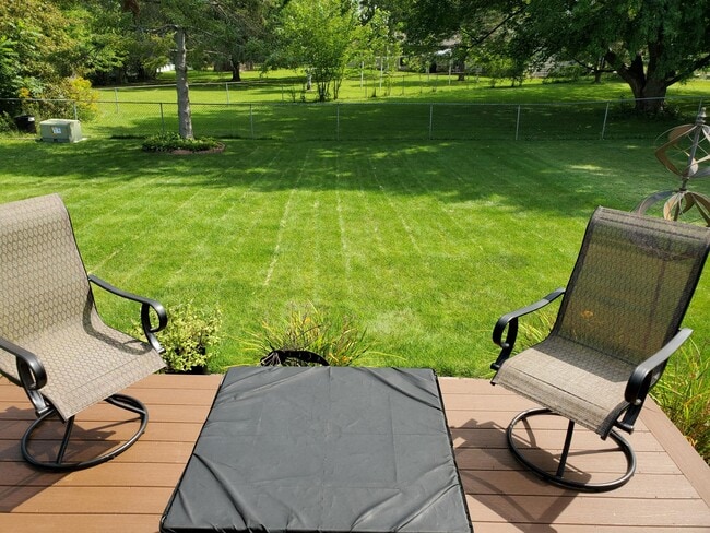 DECK TO BACKYARD - 1148 Rockwell Rd