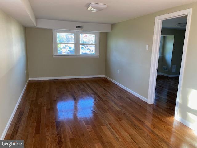 Building Photo - 305 American Way