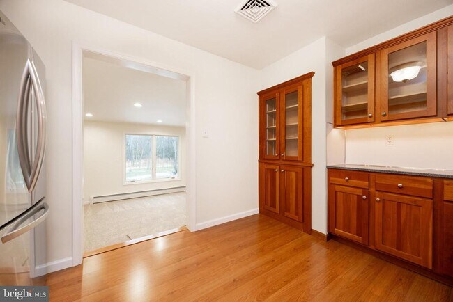 Foto del edificio - 5816 Upper Ridge Rd