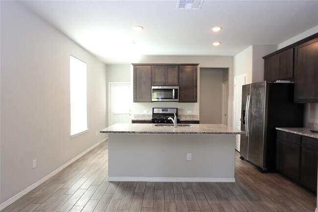 Foto del edificio - 927 Cobalt Crest Ln