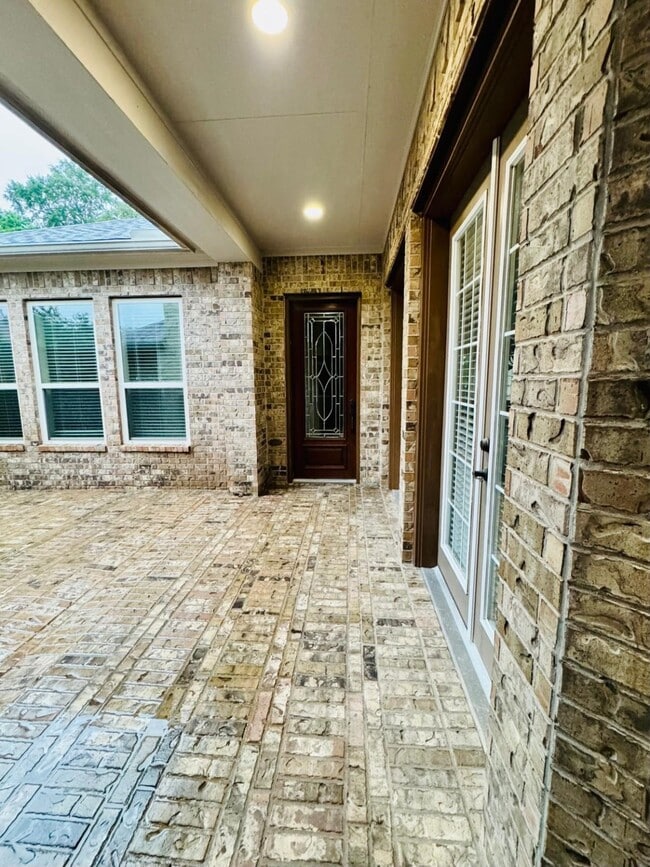 Building Photo - 54 Driftdale Pl