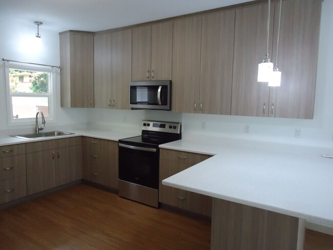 Foto del edificio - Remodeled 3 bedroom, 2 Bath Home in Pauoa ...