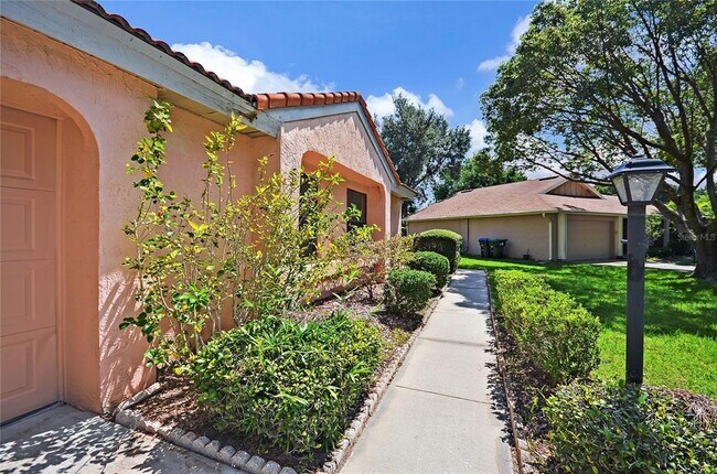 Building Photo - 5915 Crystal View Dr