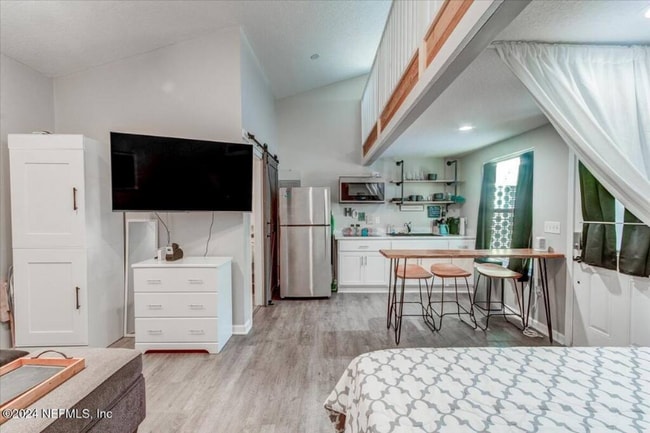 Foto del edificio - 4428 Melrose Ave