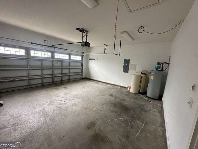 Building Photo - 101 Waters Edge Dr