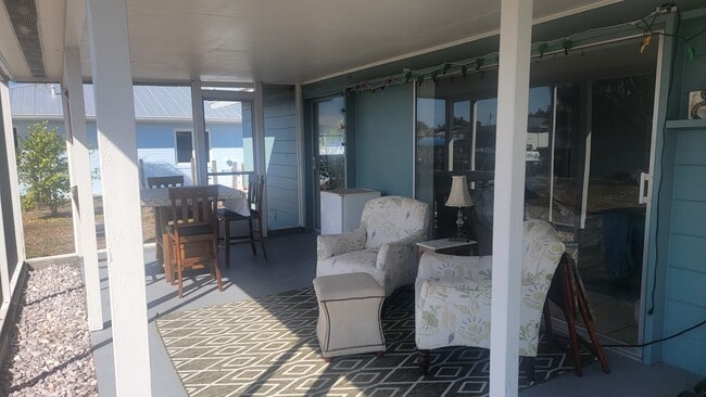 Building Photo - 125 Cambridge Dr NW