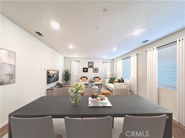 Foto del edificio - 3172 E Mt Rainier Drive