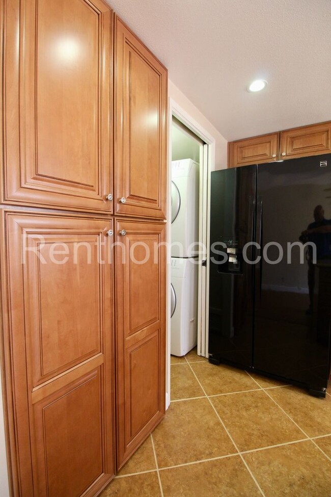 Foto del edificio - Linda Vista, 7679-B Stalmer St, Rmdld, Gra...