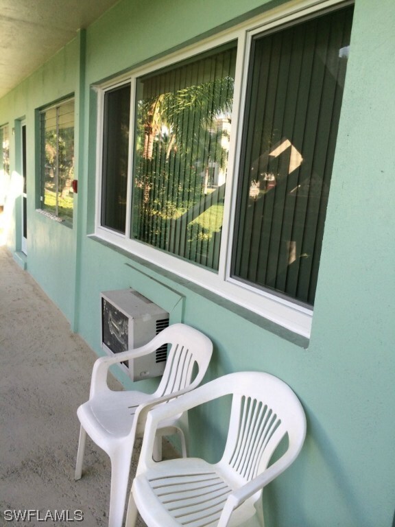 Foto principal - 421 12th Ave S