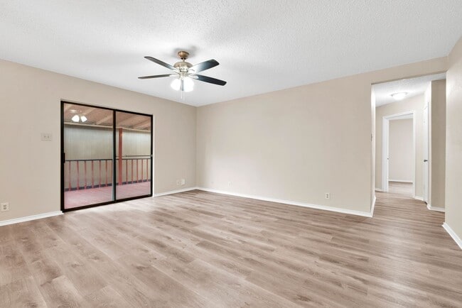 Building Photo - Cozy 3 Bed 2 Bath Home in New Territories Community!