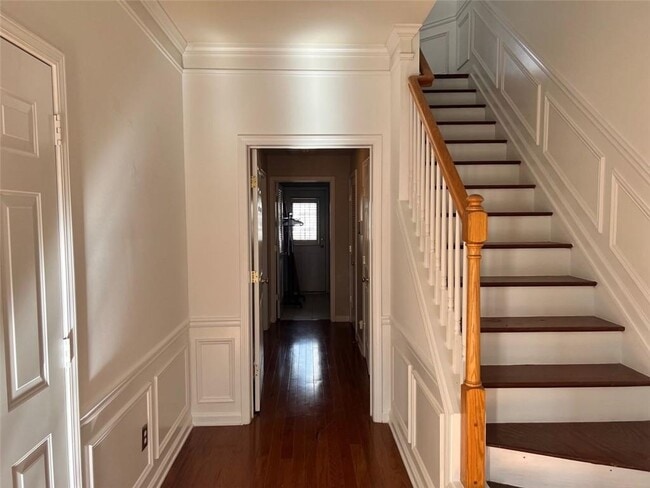 Building Photo - 3398 Lathenview Ct