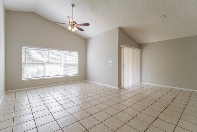 Foto del edificio - 1802 Meadow Pond Way
