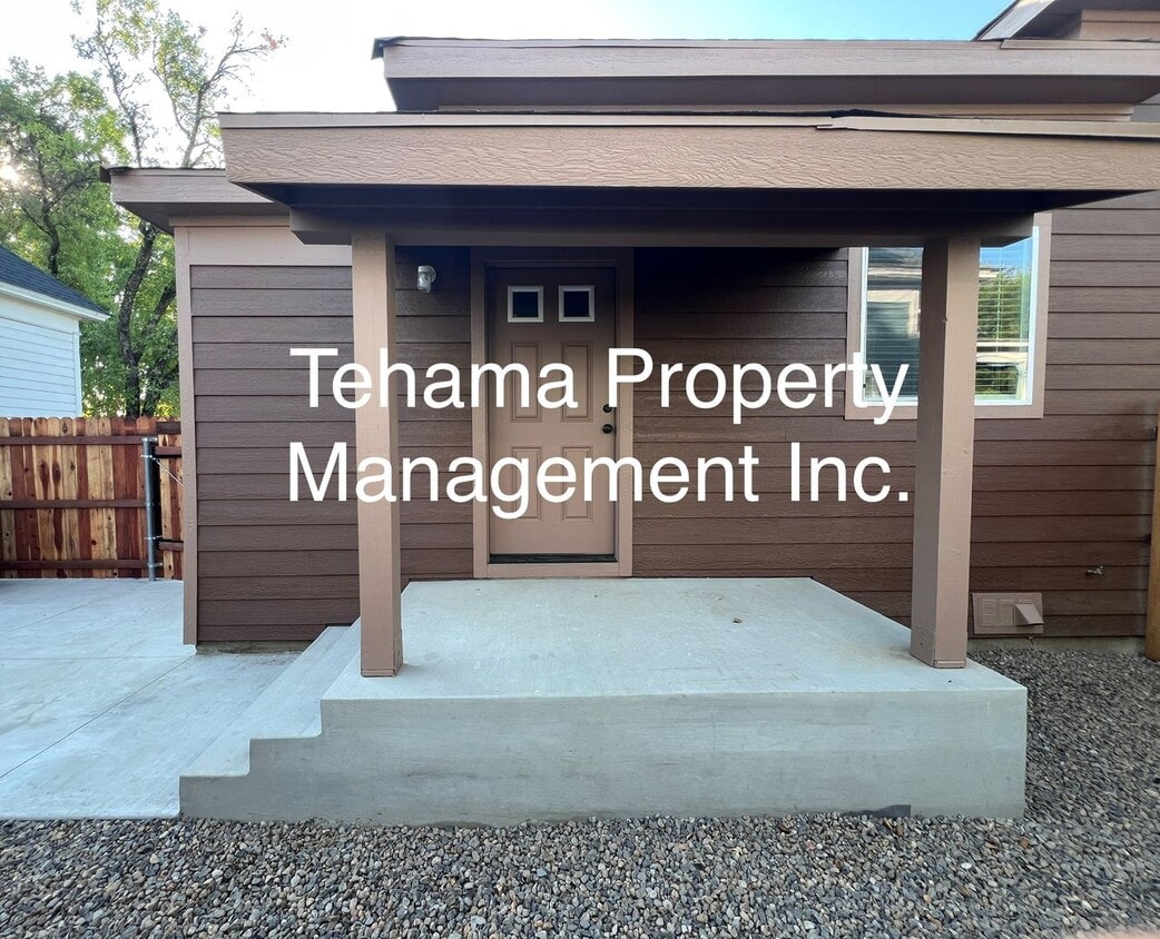 Primary Photo - 304 Jefferson St