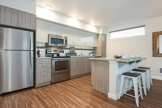 Interior Photo - The Fifteen - Modern Living Meets Capitol ...